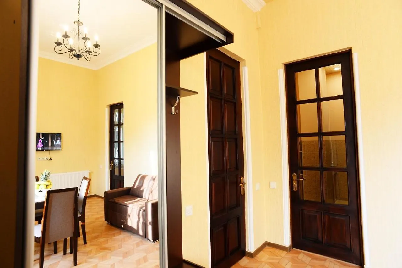 Tunti'S Apartments تبليسي جورجيا